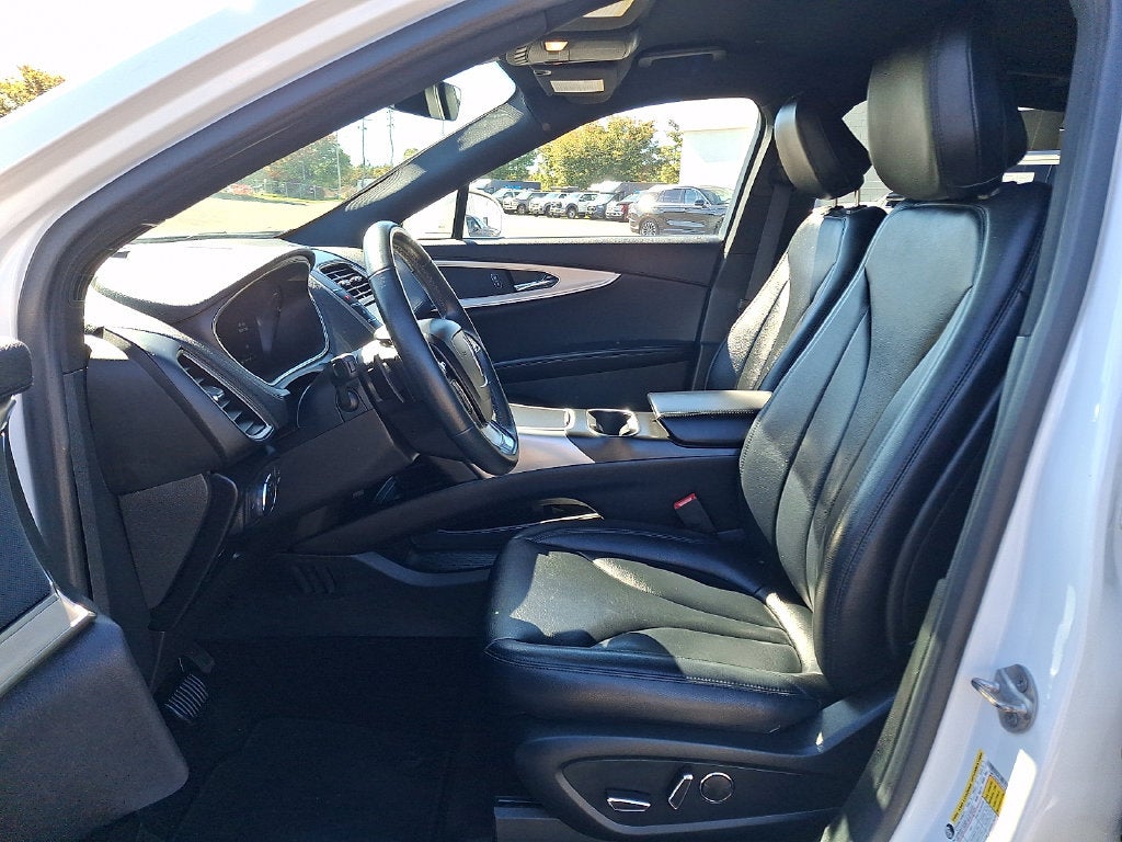 2020 Lincoln Nautilus Standard