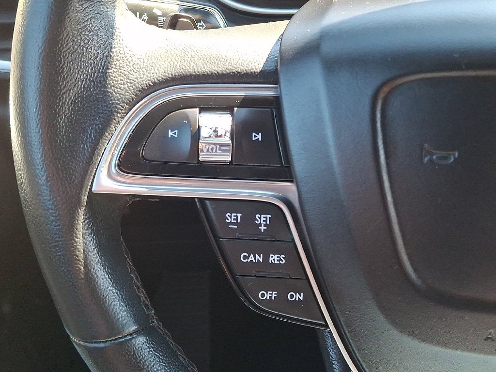 2020 Lincoln Nautilus Standard
