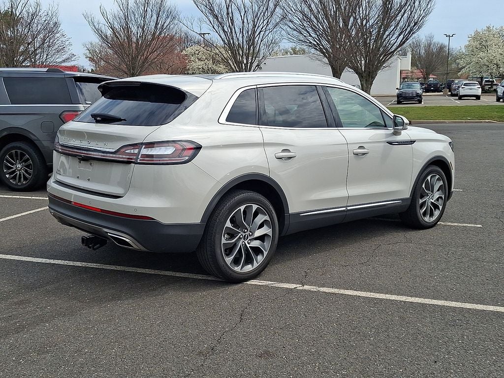 2022 Lincoln Nautilus Reserve