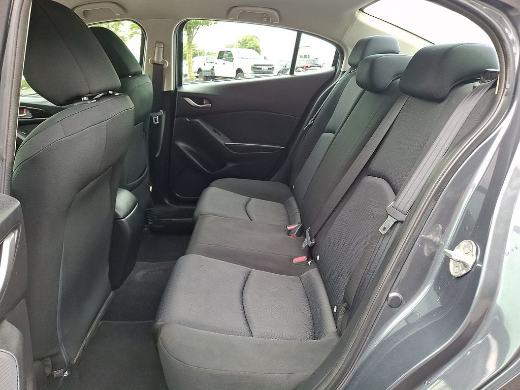 2015 Mazda Mazda3 i Sport