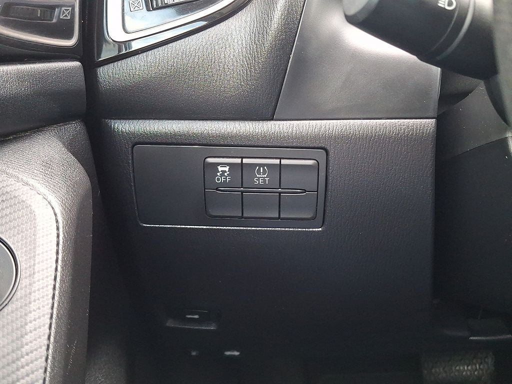 2015 Mazda Mazda3 i Sport