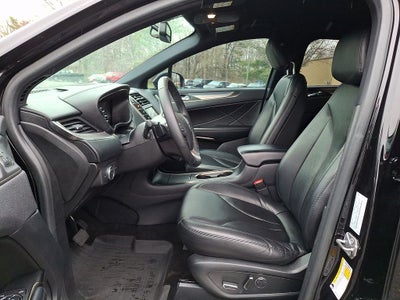 2019 Lincoln MKC Standard