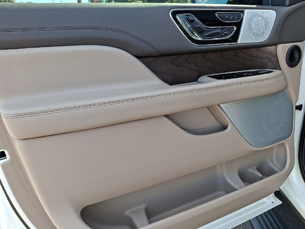 2024 Lincoln Navigator L Reserve
