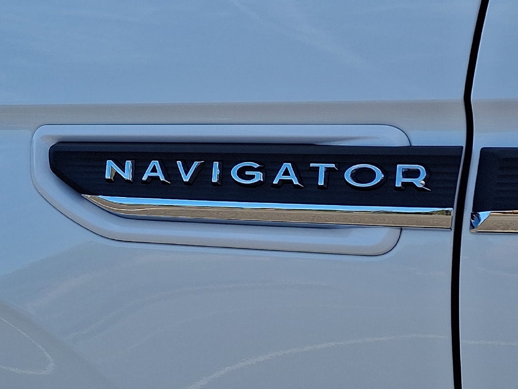 2024 Lincoln Navigator L Reserve