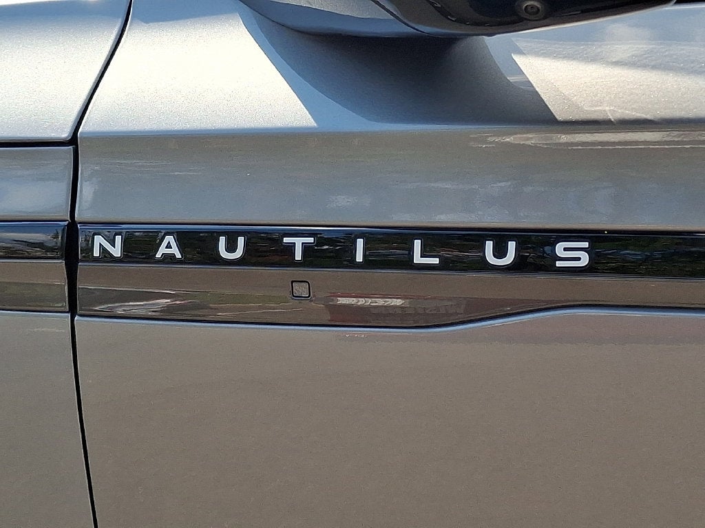 2024 Lincoln Nautilus Reserve