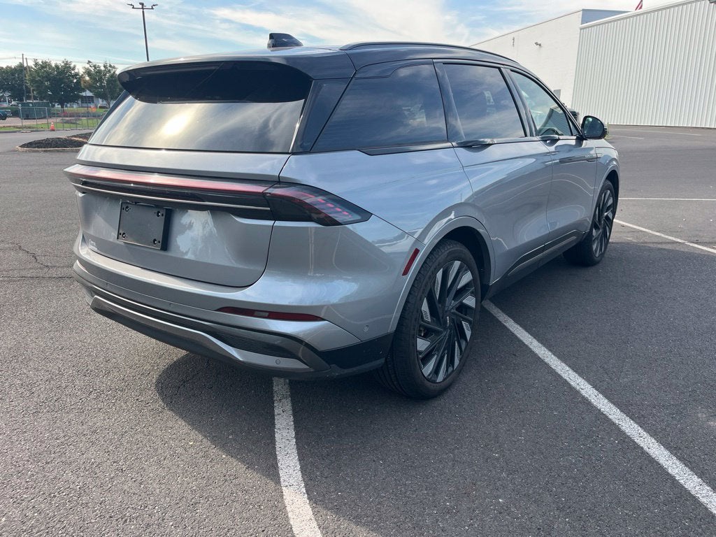 2024 Lincoln Nautilus Reserve