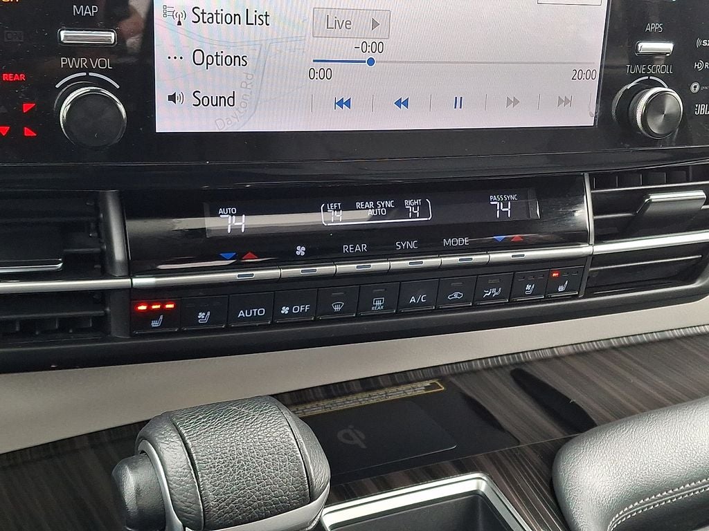 2021 Toyota Sienna Limited 7 Passenger