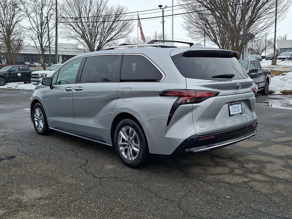 2021 Toyota Sienna Limited 7 Passenger