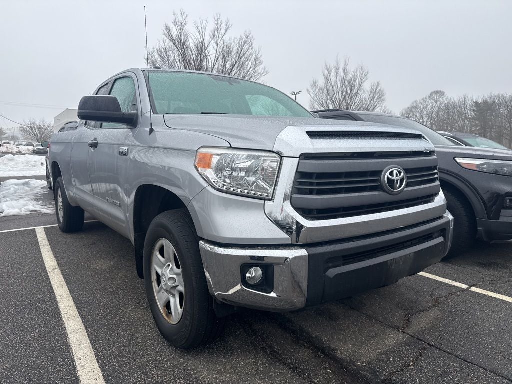 2015 Toyota Tundra SR5
