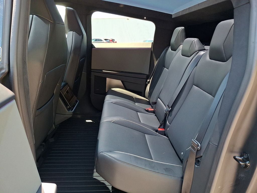 2024 Tesla Cybertruck Base