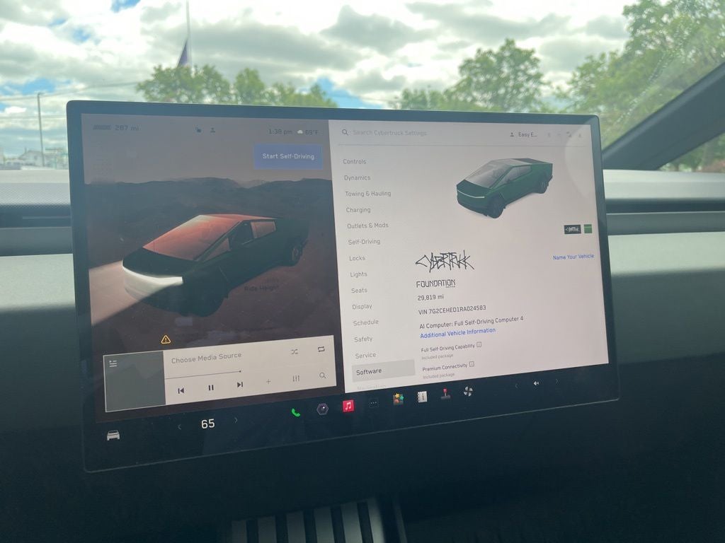 2024 Tesla Cybertruck Base
