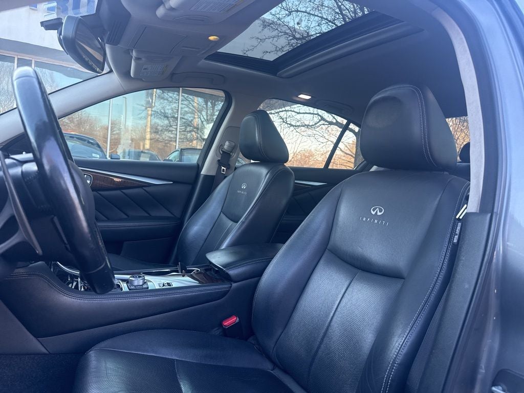 2014 INFINITI Q50 Premium