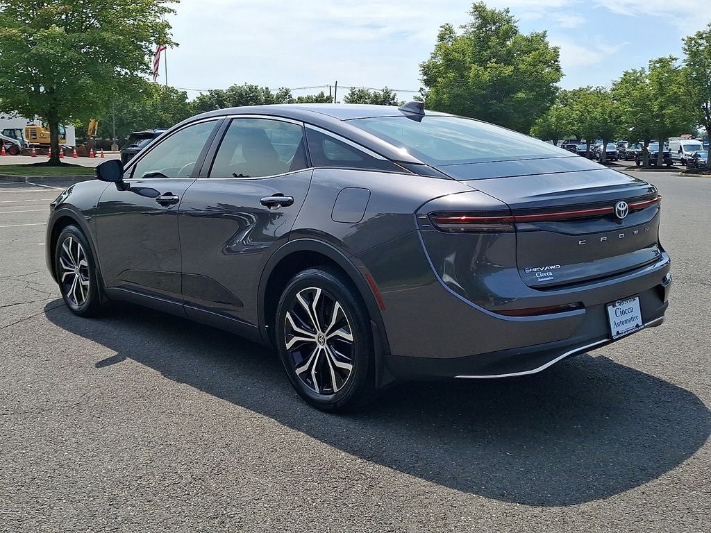 2024 Toyota Crown XLE