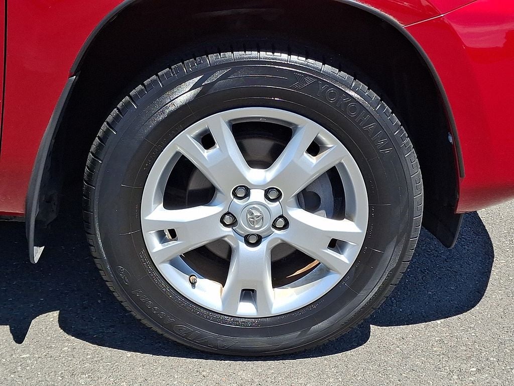 2009 Toyota RAV4 Base