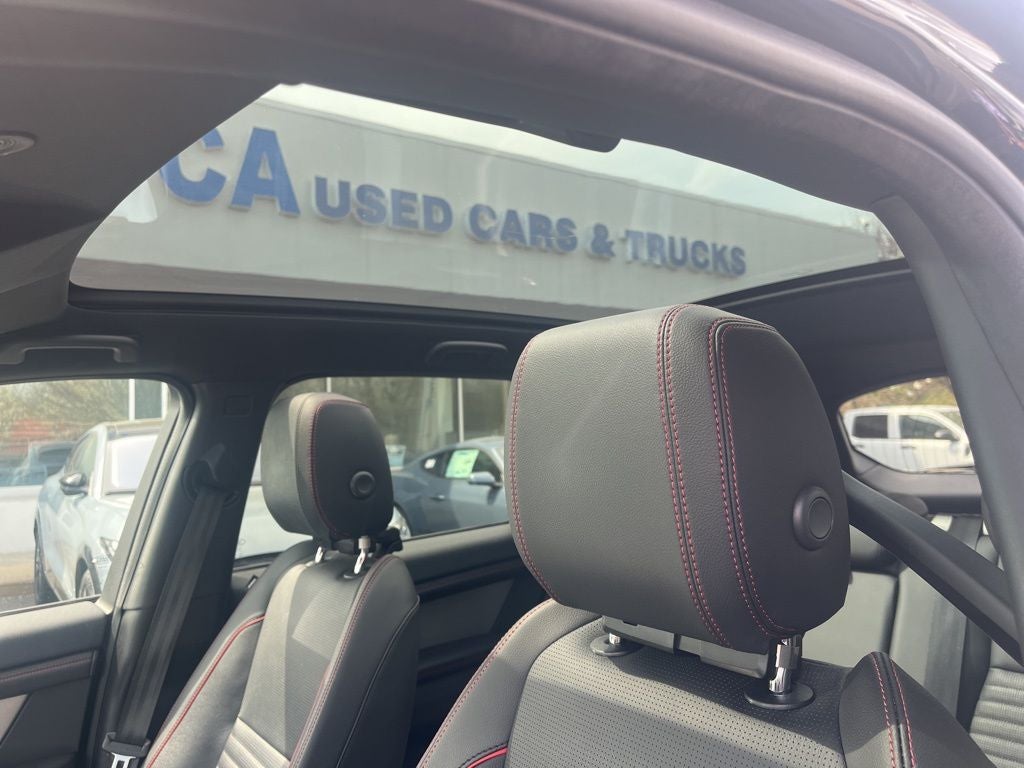 2023 Land Rover Discovery Sport S R-Dynamic