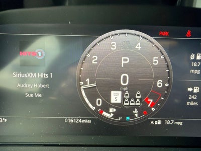2025 Land Rover Defender 130 V8
