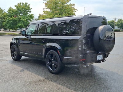 2025 Land Rover Defender 130 V8