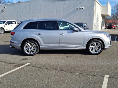 2022 Audi Q7 55 Premium quattro