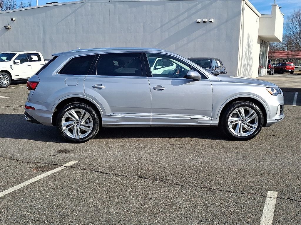 2022 Audi Q7 55 Premium quattro