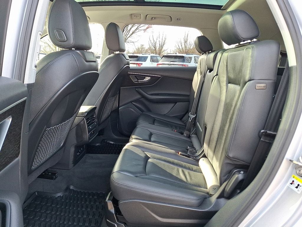 2022 Audi Q7 55 Premium quattro