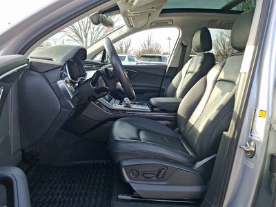 2022 Audi Q7 55 Premium quattro