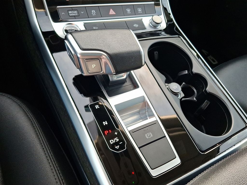 2022 Audi Q7 55 Premium quattro