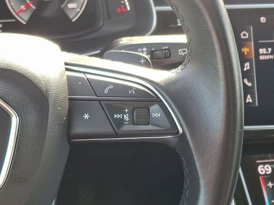 2022 Audi Q7 55 Premium quattro