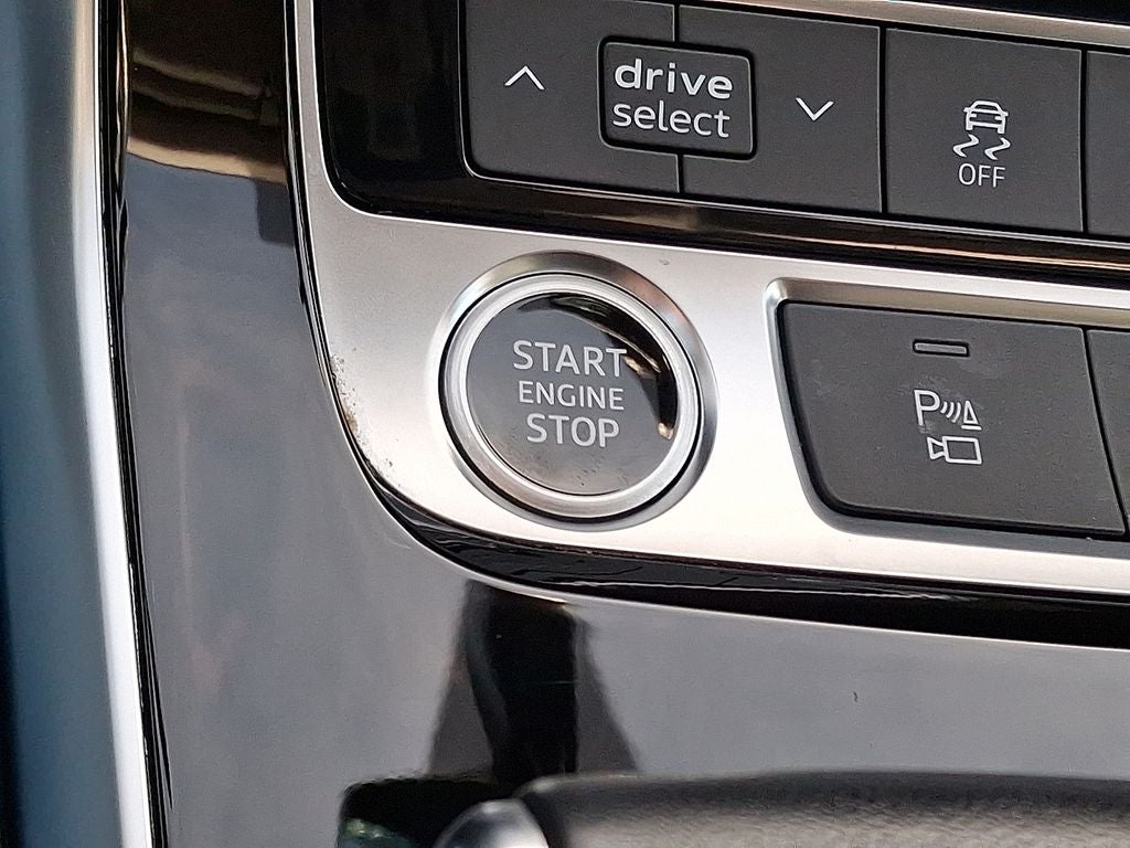 2022 Audi Q7 55 Premium quattro