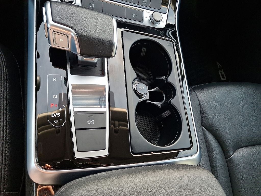 2022 Audi Q7 55 Premium quattro