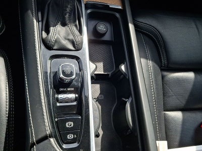 2020 Volvo XC90 T6 Inscription
