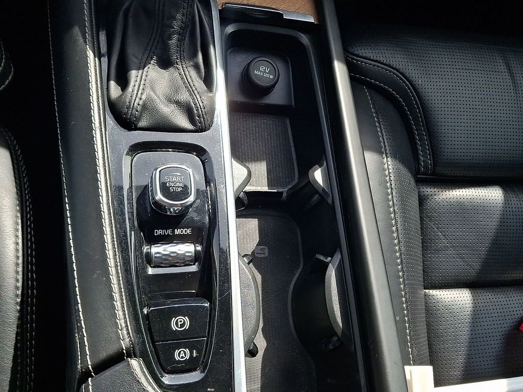 2020 Volvo XC90 T6 Inscription