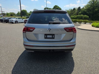 2021 Volkswagen Tiguan 2.0T SE R-Line Black
