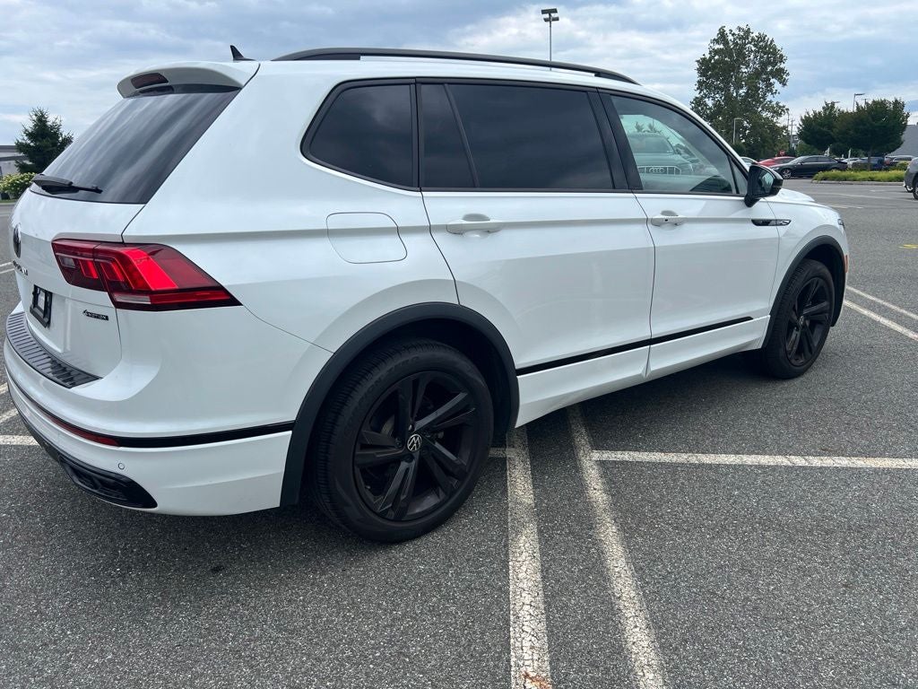 2024 Volkswagen Tiguan 2.0T SE R-Line Black