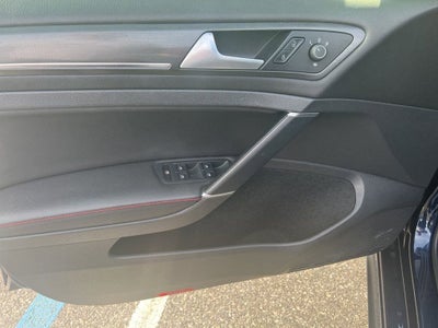 2019 Volkswagen Golf GTI 2.0T SE