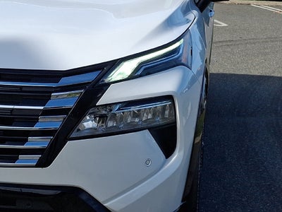 2025 Nissan Rogue Platinum
