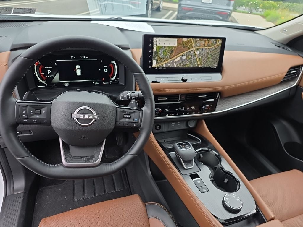 2025 Nissan Rogue Platinum