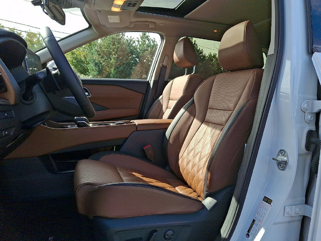 2025 Nissan Rogue Platinum