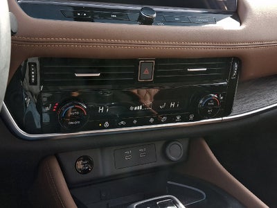 2025 Nissan Rogue Platinum