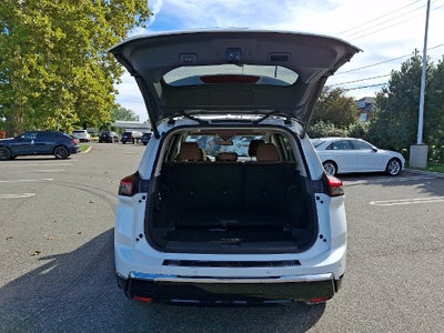 2025 Nissan Rogue Platinum
