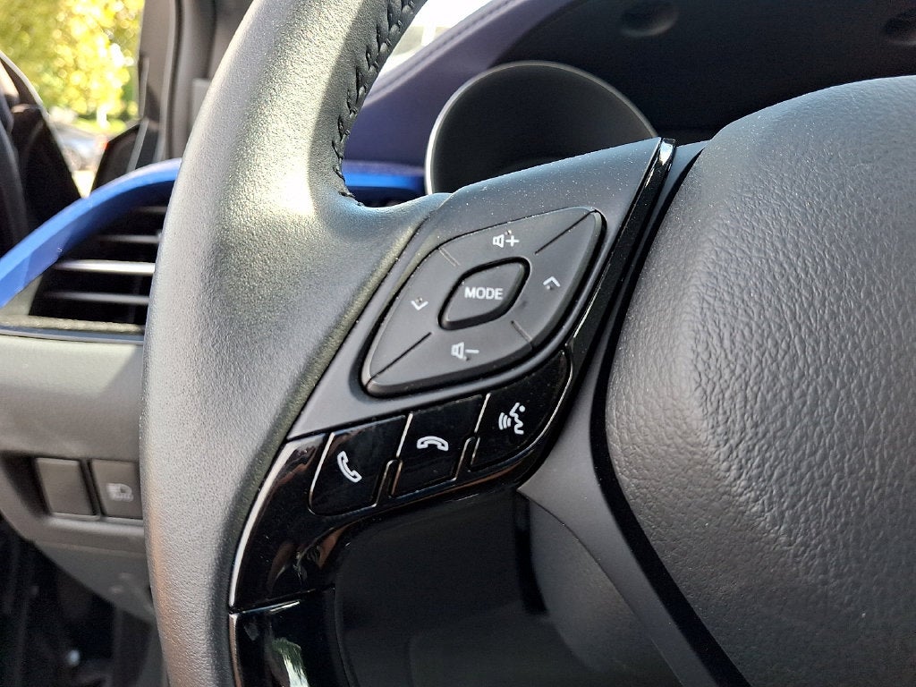 2021 Toyota C-HR XLE