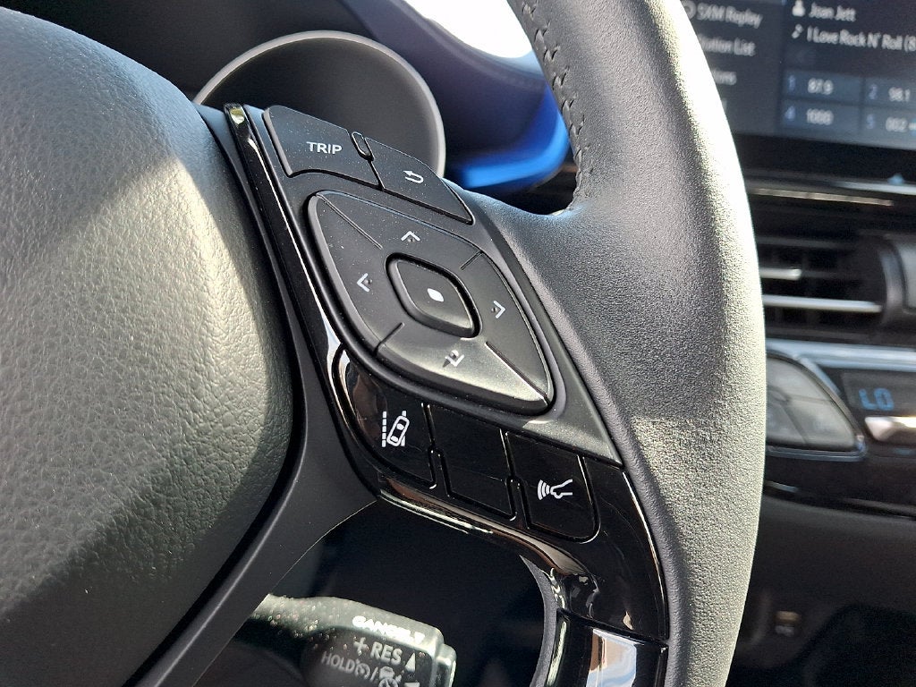 2021 Toyota C-HR XLE