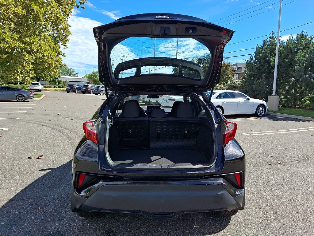 2021 Toyota C-HR XLE
