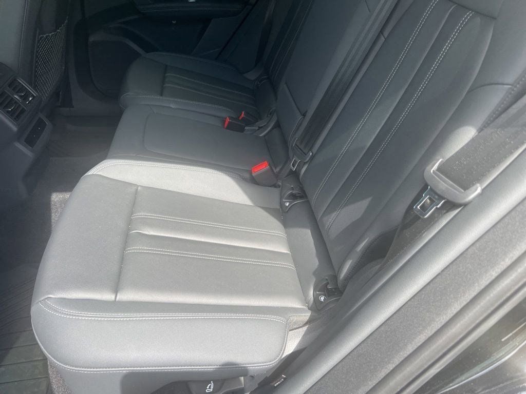 2025 Audi Q5 2.0T Premium Plus quattro