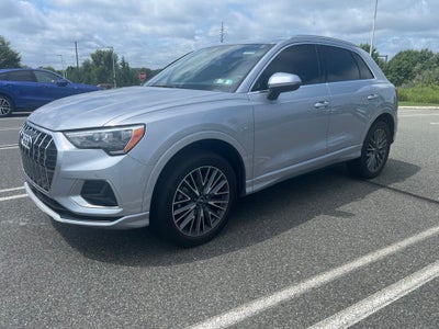 2022 Audi Q3 Premium quattro