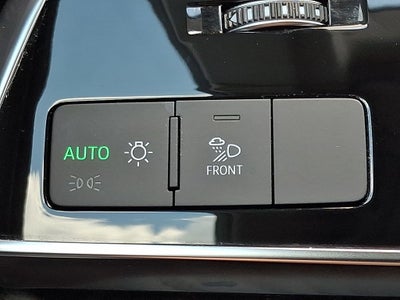 2022 Audi Q8 55 Premium quattro