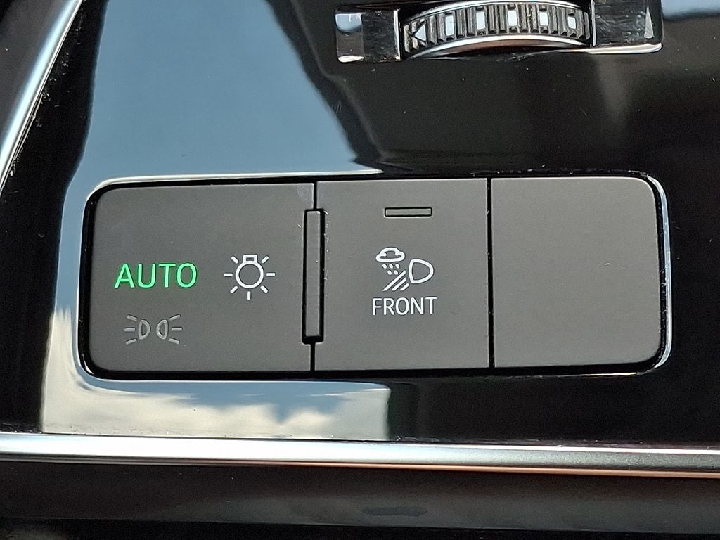 2022 Audi Q8 55 Premium quattro