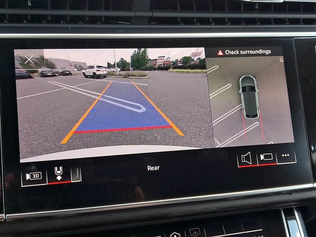 2022 Audi Q8 55 Premium quattro