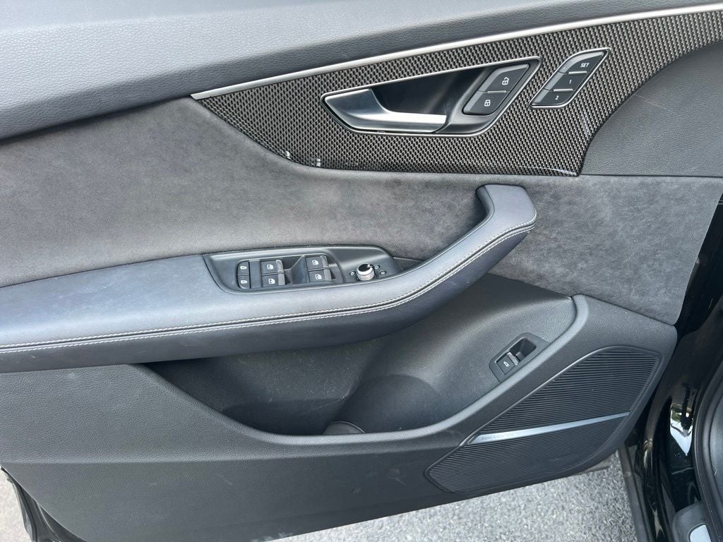2023 Audi SQ7 Premium Plus quattro