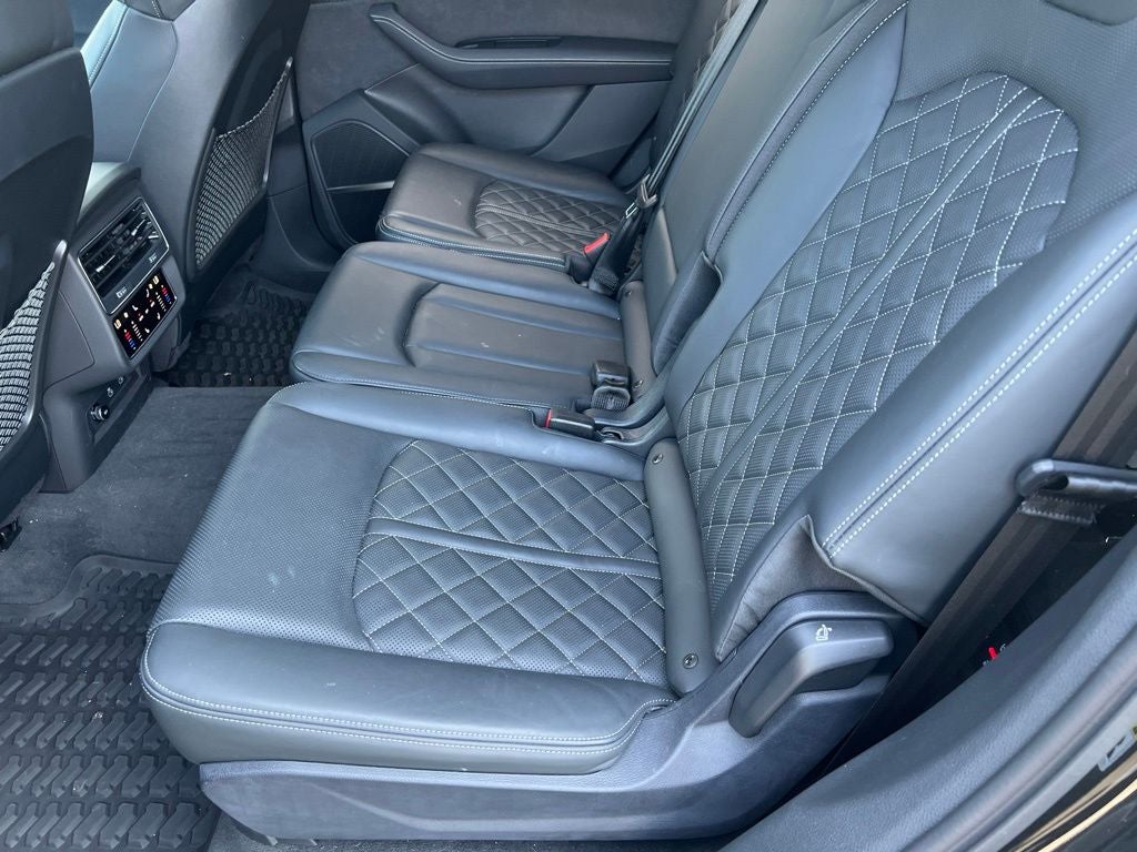2023 Audi SQ7 Premium Plus quattro