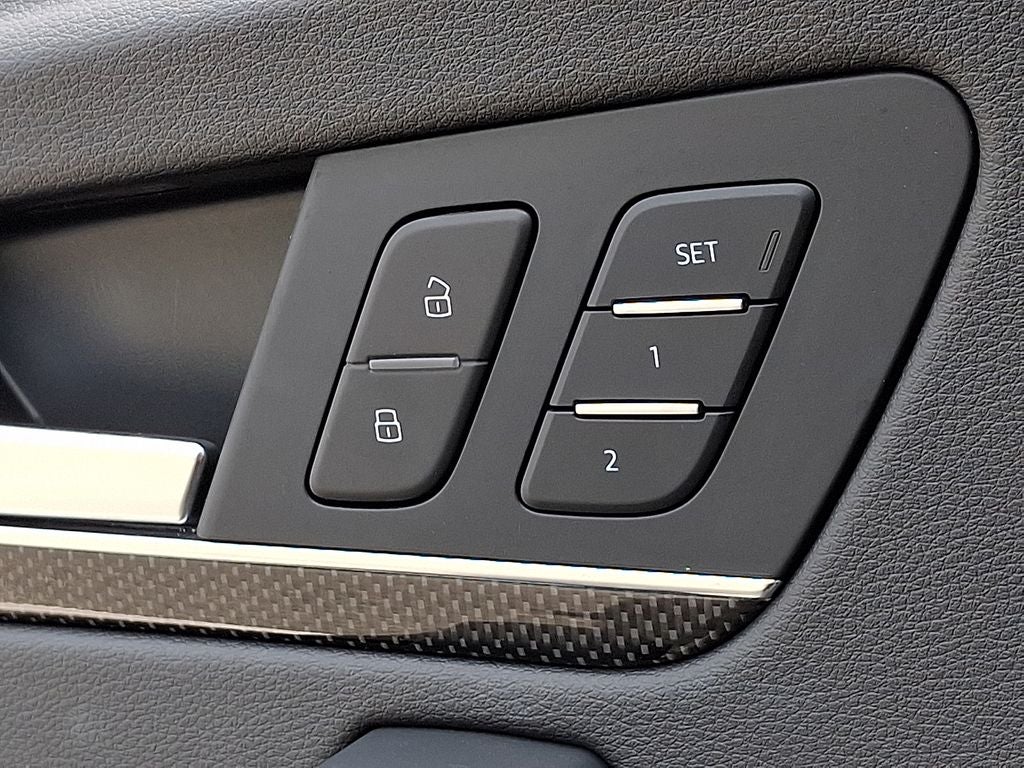 2023 Audi SQ5 Premium Plus quattro